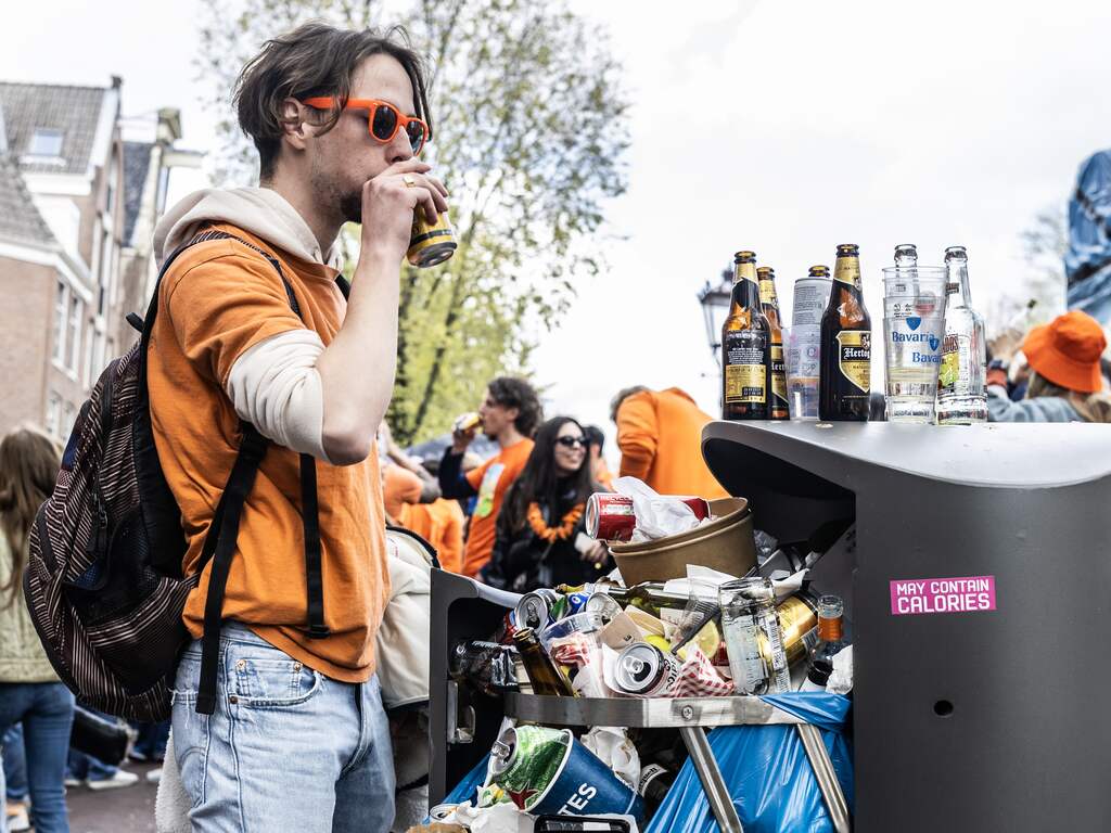 Koningsdagvierders leverden massaal blikjes en flesjes in bij 'bulkmachines'