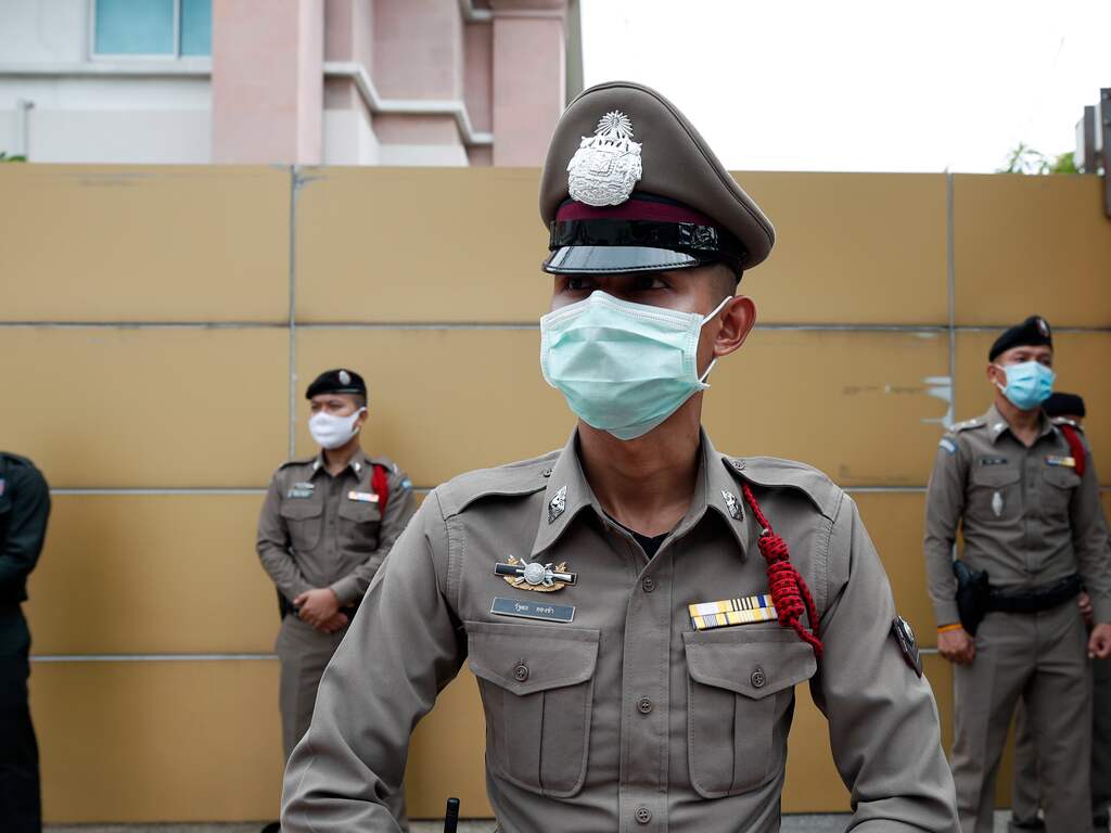 Arrestatiebevel voor zeven Thaise agenten na vermeende wurging arrestant
