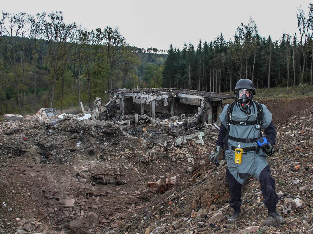 Tsjechië zet achttien Russen het land uit om explosie in munitiedepot