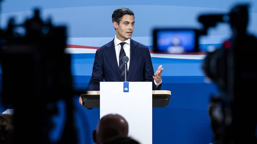 Kabinet legt nieuw 'aantrekkelijk' bod neer bij oppositie in zoektocht naar steun