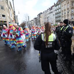 Tientallen carnavalsvierders bespoten met pepperspray in Duitsland