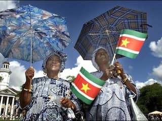 Wat is Srefidensi Dey en waarom vieren Surinamers (en Nederlanders) dat?