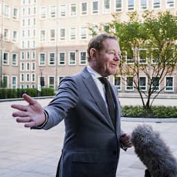 Nederland sluit deal om afgewezen asielzoekers op te vangen in Oeganda