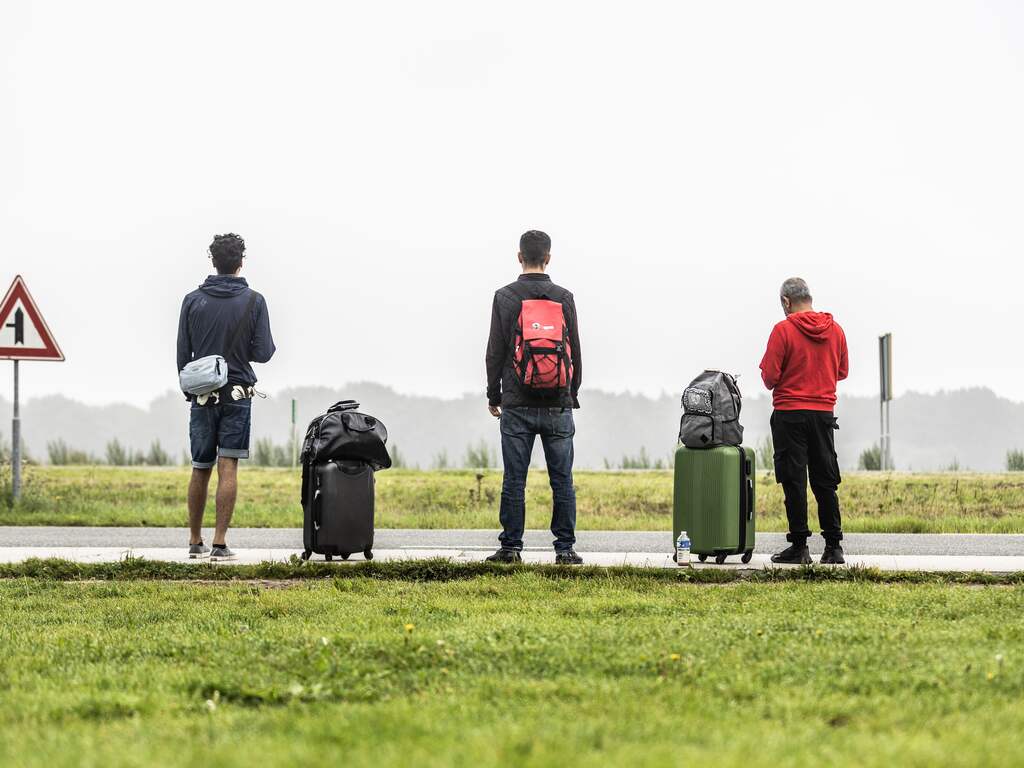 Minister Van Weel vindt Syrië veiliger, maar experts noemen dat voorbarig