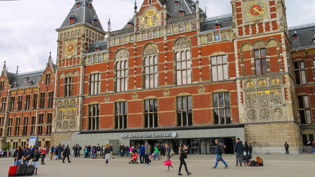 Foto bij Amsterdam Centraal ligt volgend weekend grotendeels stil door werkzaamheden