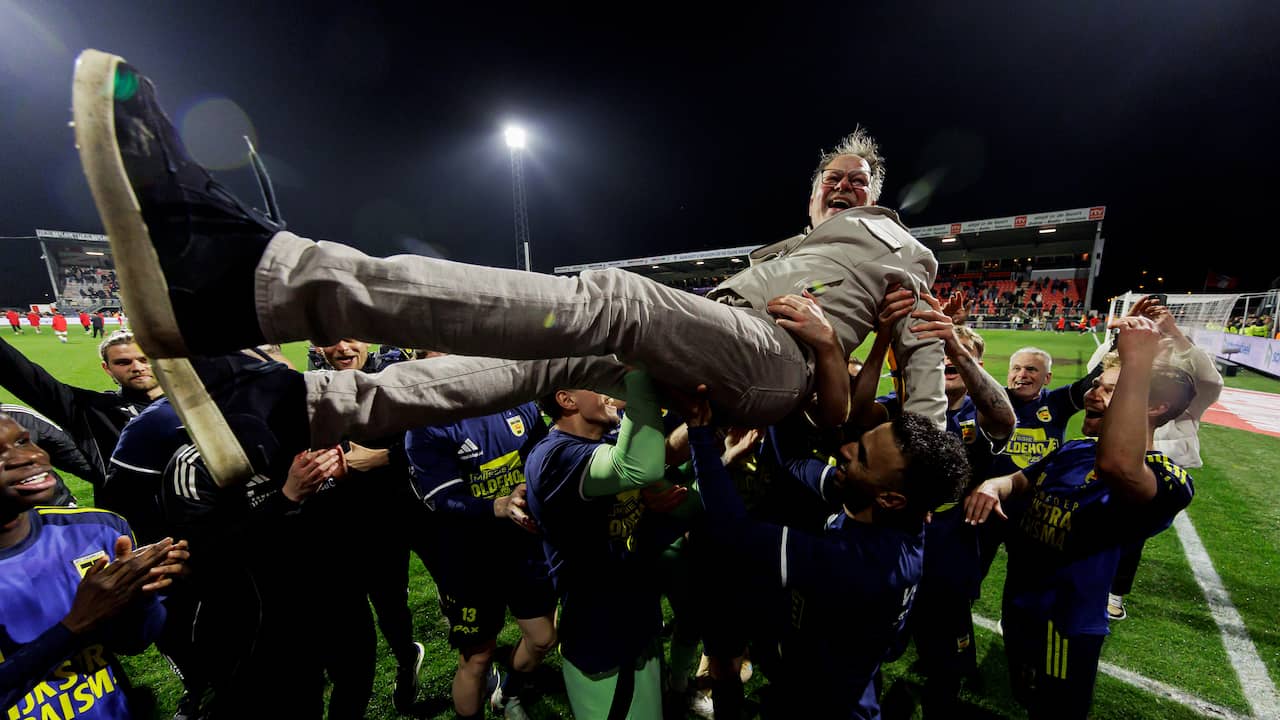 Live voetbal | Cambuur hard op weg naar promotie: bij rust 1-3 voor in Emmen