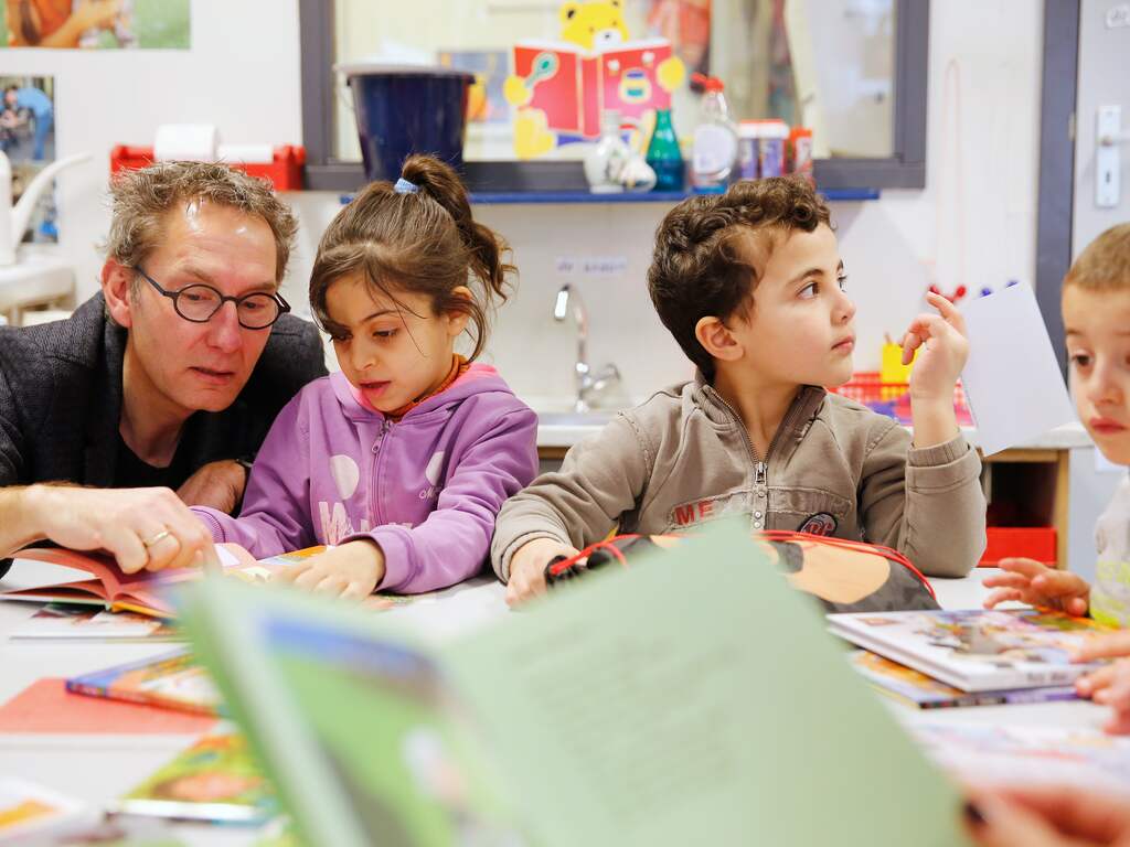 Vol nieuwkomersonderwijs vraagt om keuzes, maar die zijn er niet altijd