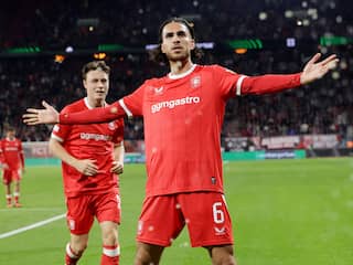 FC Twente boekt Conference League-zege na opvallende rode kaart FC Thun