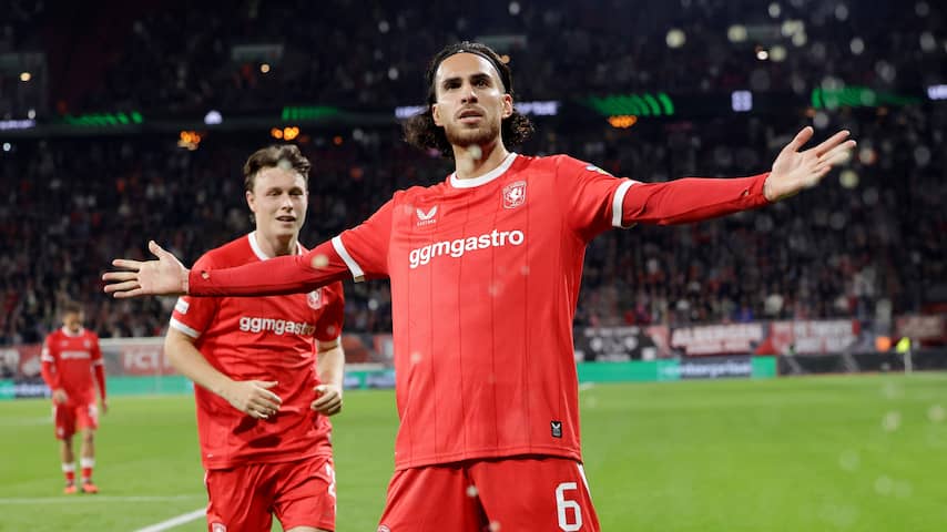 FC Twente boekt Conference League-zege na opvallende rode kaart FC Thun