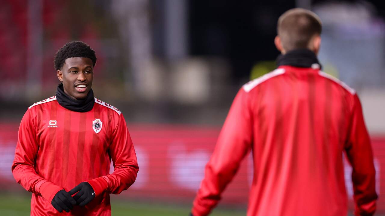 Foto bij Live Deadline Day | PSV'er Babadi schijnt naar Sparta te gaan, drukte bij Ajax