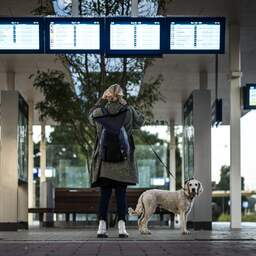 Vakbonden dreigen met stakingen in streekvervoer vanwege uitblijven cao