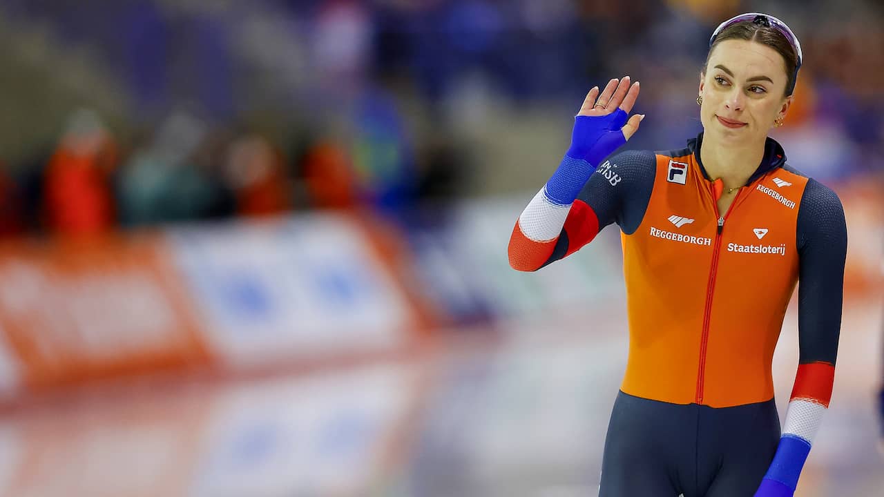Femke Kok slaat direct toe op 500 meter in Calgary, Jutta Leerdam stelt teleur