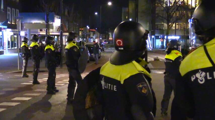 Geweldplegers in meerdere steden de straat op om avondklok