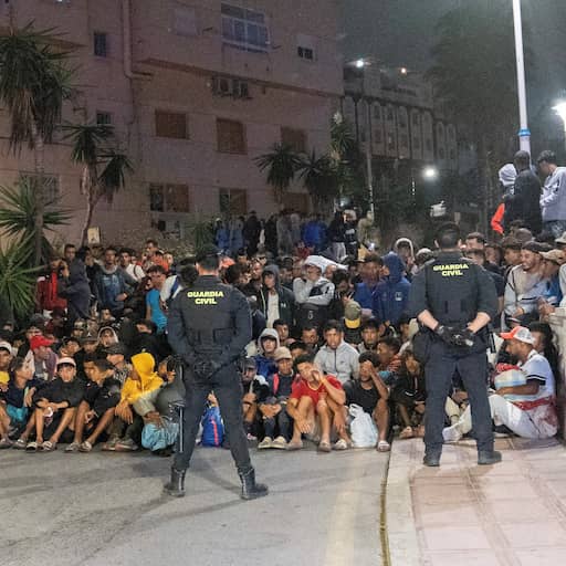 Illustratie bij: Politieactie Ceuta om migranten van strand naar opvang te brengen deels mislukt