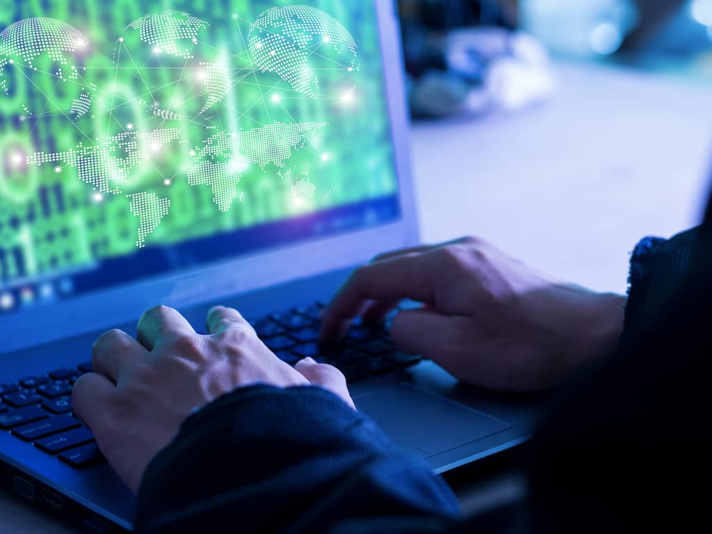 Frankrijk beschuldigt Rusland van cyberaanvallen bij verkiezingen en Spelen