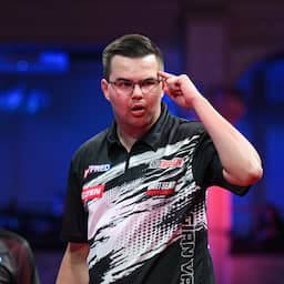 Na Dirk van Duijvenbode haalt ook Gian van Veen halve finale World Matchplay