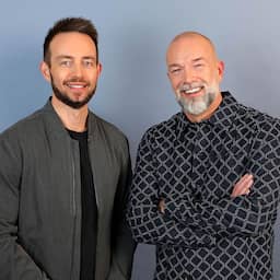 Henry Schut en Jeroen Kijk in de Vegte commentatoren bij Eurovisie Songfestival