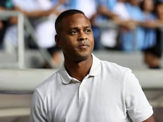 Patrick Kluivert wordt nieuwe bondscoach van Nederlands getint Indonesië