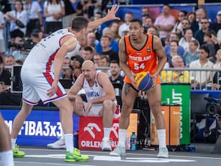 Nederlandse 3x3-basketballers ondanks verlies naar kwartfinales EK