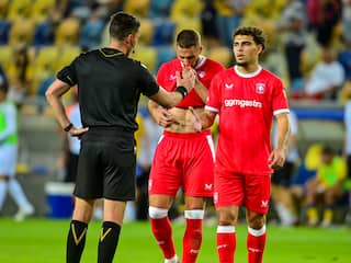 FC Twente ondanks slap optreden in Slowakije naar play-offs Conference League