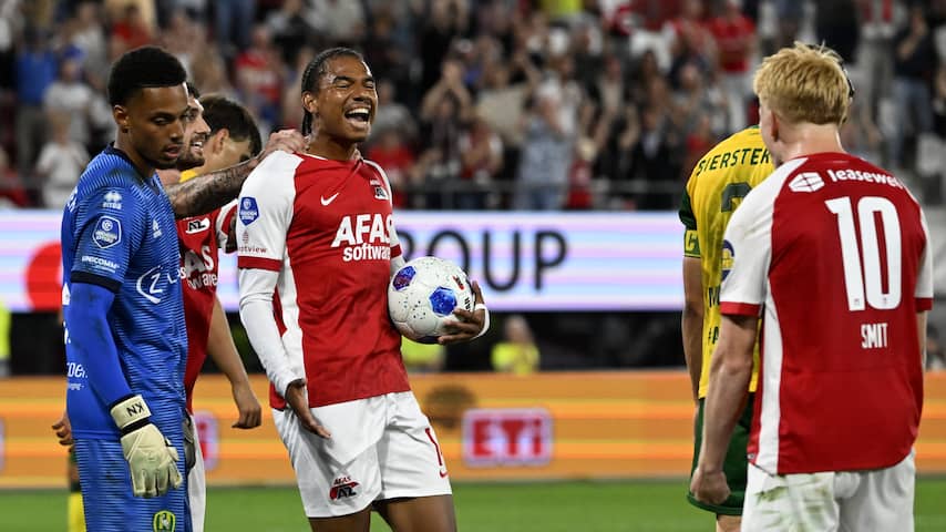 Teruggekeerde Stengs helpt AZ aan zege op ADO, Go Ahead ruim langs Willem II