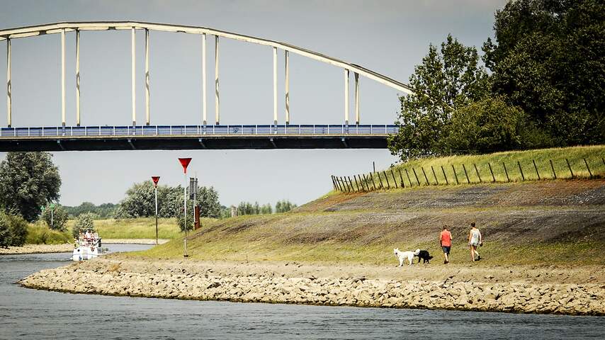Foto bij Vanaf vrijdag eenrichtingsverkeer op de IJssel vanwege lage waterstand