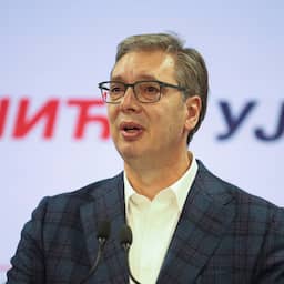 Oud-president Vucic erkent nederlaag Servische verkiezingen, studenten winnen