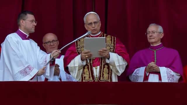 Paus Leo XIV in eerste speech: 'Ik zet Franciscus' zegen voort'