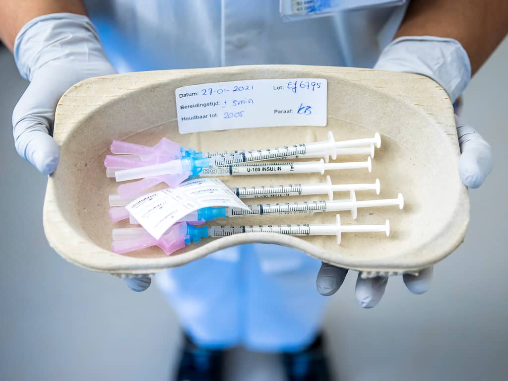 Pfizer gaat meer vaccins sneller leveren: 50 miljoen extra doses voor de EU