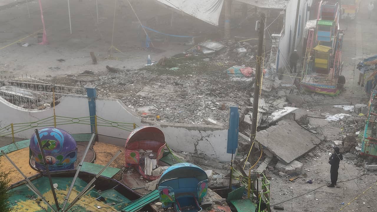 Foto bij Zeker 10 doden door explosie van vuurwerk in Mexicaanse kerk