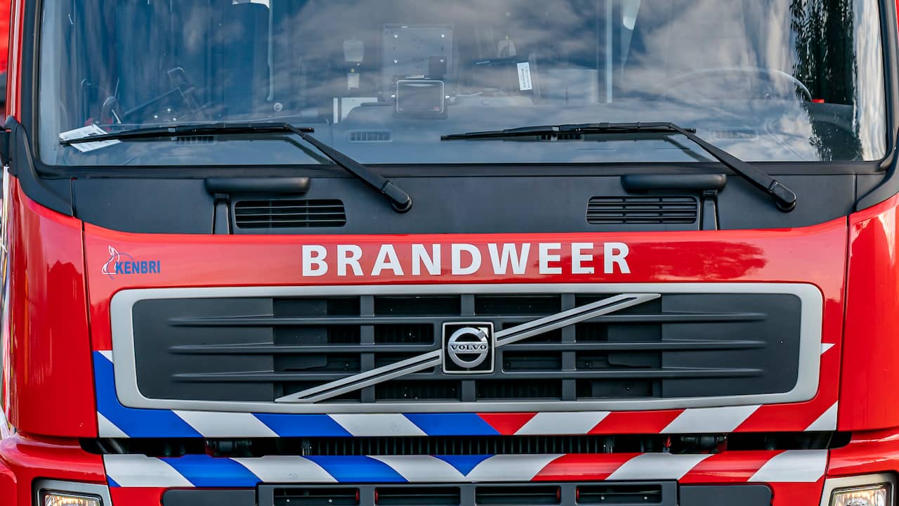 Veel rookontwikkeling bij woningbrand in Hoedekenskerke