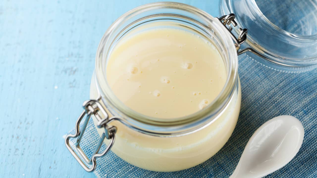 Gecondenseerde melk: wat is het en wat kun je ermee maken? | Eten en