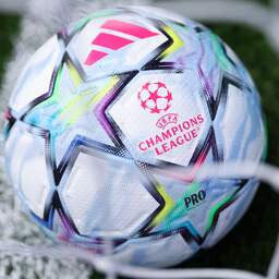 Live Champions League | Beide wedstrijden zien vroeg in de eerste helft doelpunten