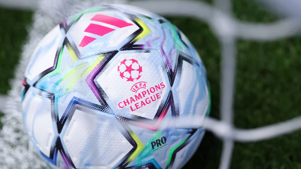AEK en Aston Villa gaan rust in met voorpsrong