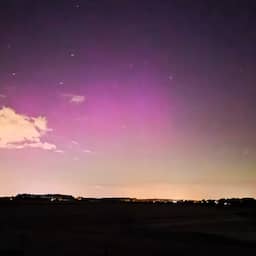 Noorderlicht boven Nederland, maar met het blote oog nauwelijks zichtbaar