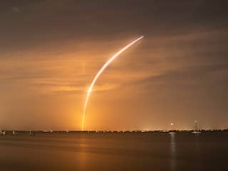 Afgedankte SpaceX-raket op koers voor ongeplande inslag op de maan