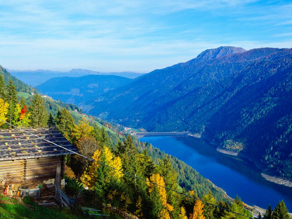 Italiaans stuwmeer loopt razendsnel leeg: per seconde lekt 15.000 liter water weg