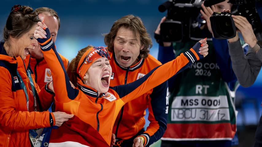 Netherlands Achieves Five Consecutive Gold Medals in 1500-Meter Speed Skating