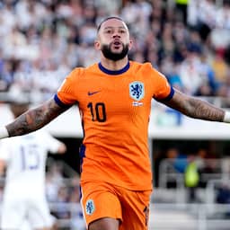 Memphis evenaart Van Persie als Oranjetopscorer aller tijden na goals tegen Malta