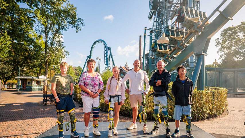 Foto bij Mensen met een prothese kunnen nu veilig in attracties van de Efteling