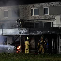 Acht huizen ontruimd na grote brand in centrum Hoogeveen