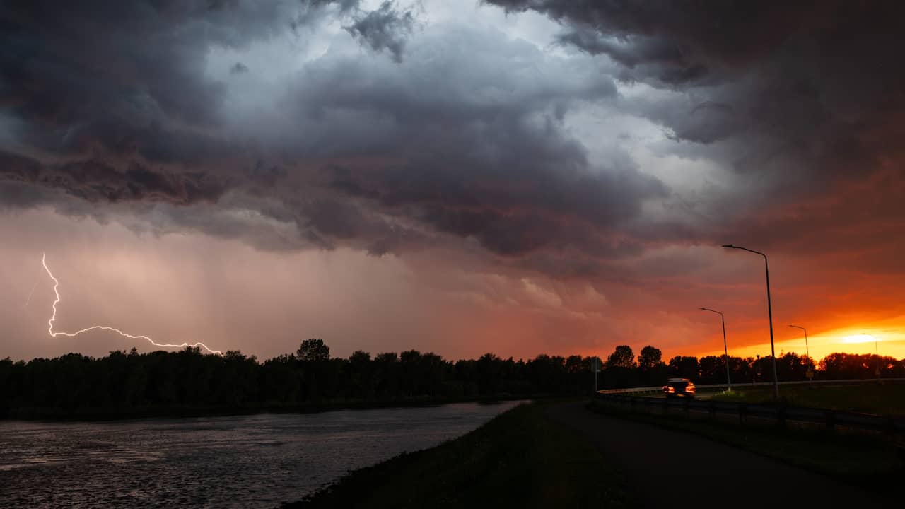Live hitte | Regionaal eerste 'zeer hete dag' van het jaar: 35,1 graden in Ell