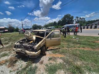 Jongen (11) in Thailand rijdt negen monniken dood in stiekem meegenomen auto