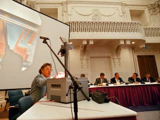Nobelprijswinnaar Paul Crutzen getuigt voor het parlementair onderzoek naar klimaatverandering, 3 juni 1996