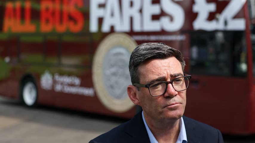 Britse premier verlaagt belasting voor pubs, clubs en muziekpodia