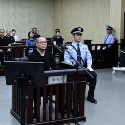 China executeert voormalige topbankier om aannemen miljoenen aan smeergeld