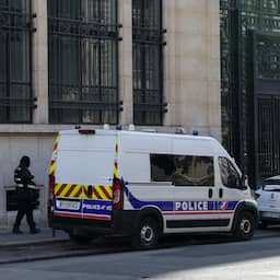 Twee nieuwe arrestaties na plaatsing explosief door minderjarige bij Parijse bank