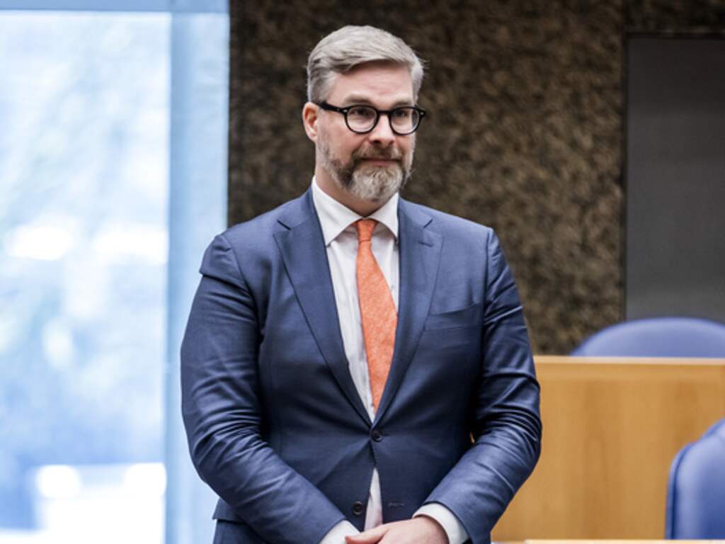 D66 doet onderzoek naar Kamerlid Smeets na meldingen ongewenst gedrag