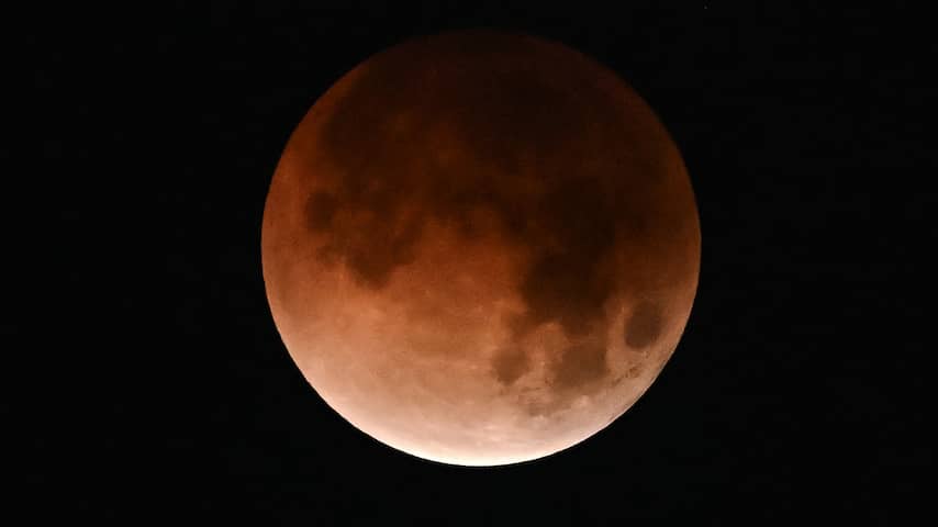 Gedeeltelijke maansverduistering op komst in Nederland